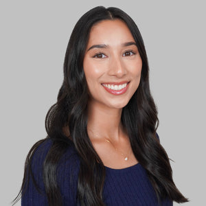 Acne Expert: Hanna Lopez